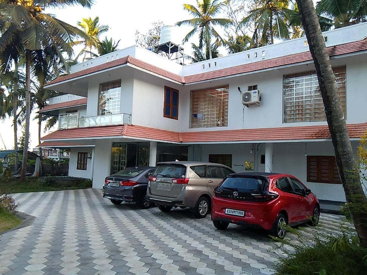 Somatheertham Resort Thiruvananthapuram Eksteriør billede
